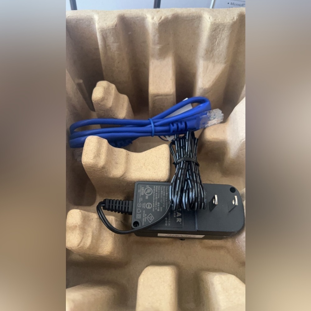 NetGear AC1000 WiFi 5 Router - Picture 6 of 7